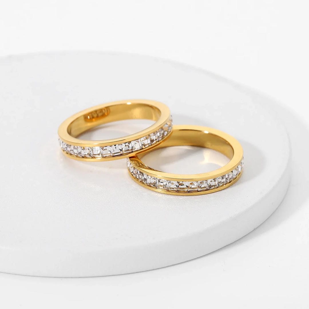 Anillo dorado Amelia deslumbrante – imagen 2
