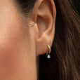 Pendientes de aro modernos con acentos de cristal – imagen 6