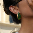 Pendientes pulidos atemporales con gemas – imagen 11