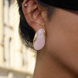 Pendientes pulidos atemporales con gemas – imagen 12