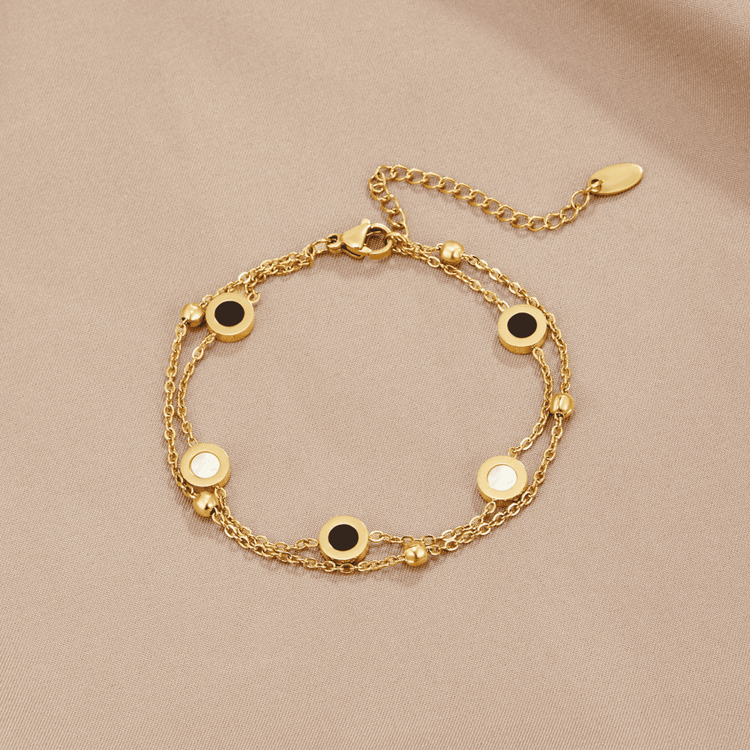 Pulsera Musa de ónix y piedra blanca — Carmen, Lucía & Rocío