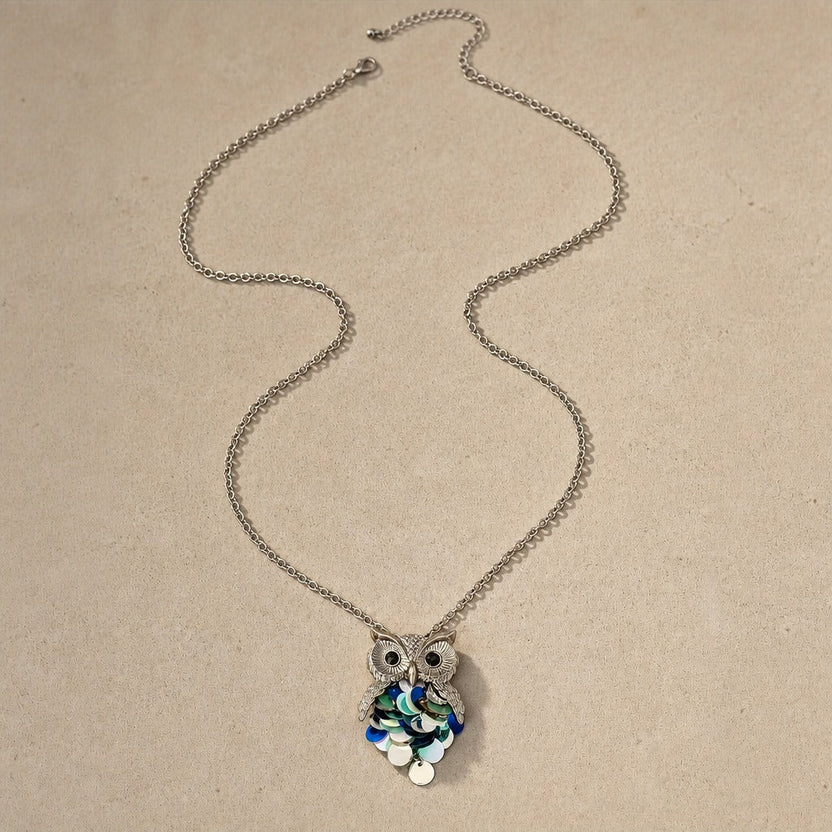 Collar largo con colgante de búho