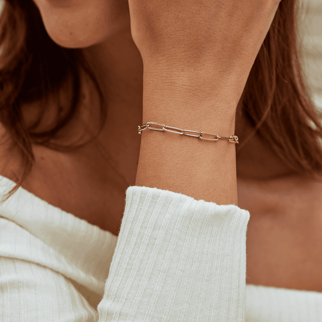 Pulsera moderna de eslabones dorados – imagen 5