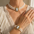 Set de collar y pulsera de perla y camafeo