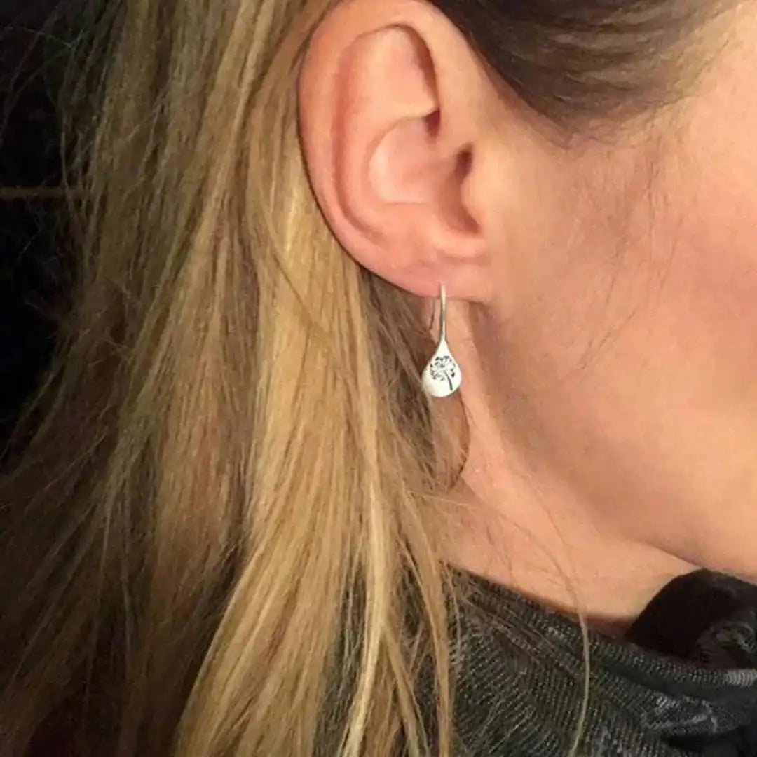 Pendientes vintage de flor en plata – imagen 2