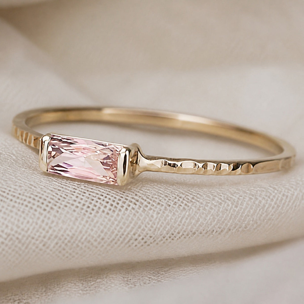 Anillo vintage regio con piedra preciosa – imagen 2