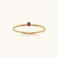 Anillo apilable con piedra preciosa