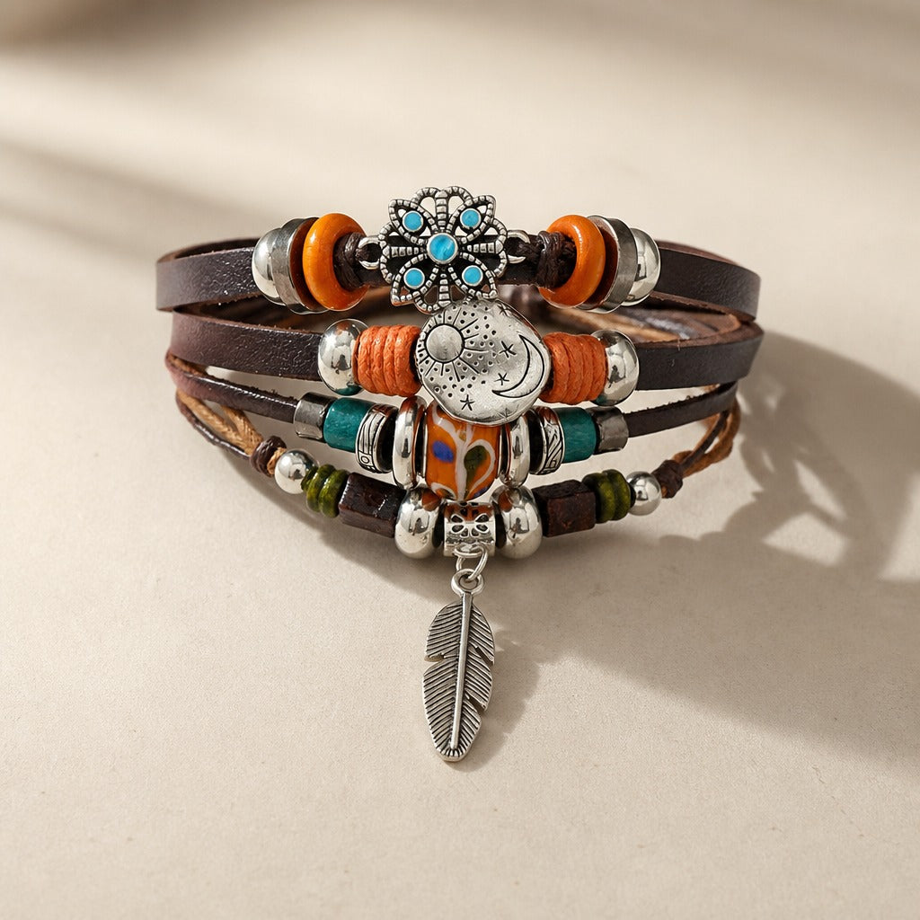 Pulsera boho de cuero en capas estilo retro