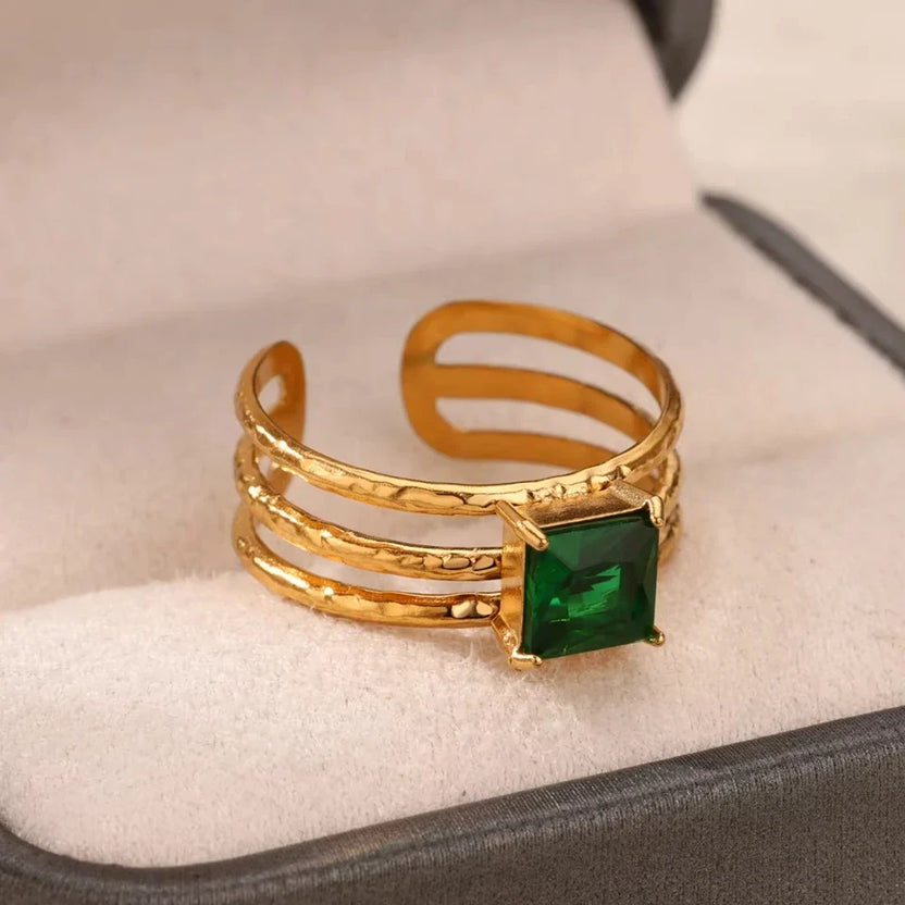 Anillo de banda solsticio esmeralda