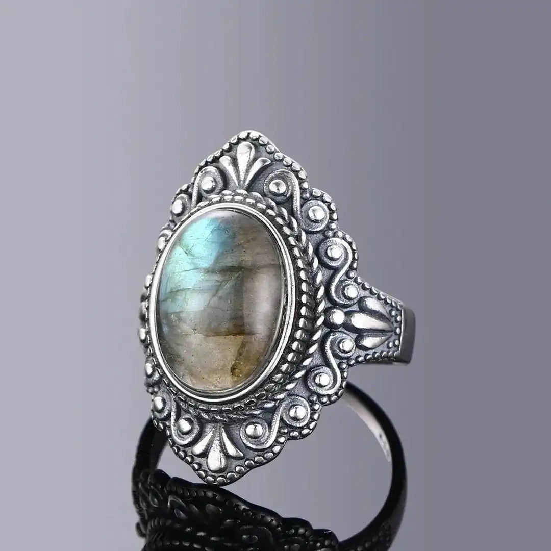 Anillo vintage de plata ornamentado ovalado – imagen 3