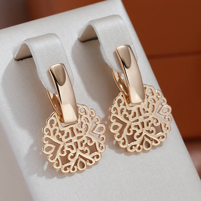 Pendientes prestigiosos de hoja colgante