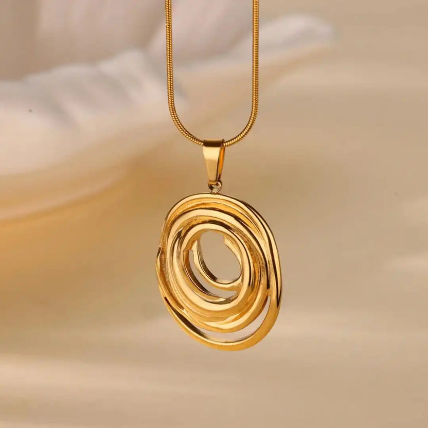 Collar geométrico oval hueco en oro y plata