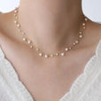 Gargantilla de cadena con perlas