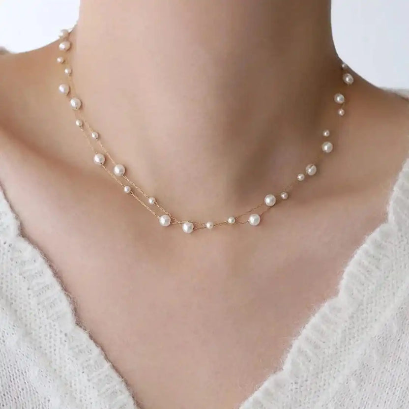 Gargantilla de cadena con perlas