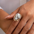 Anillos de cóctel con perla barroca gruesa – imagen 10