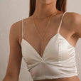 Collar largo de doble capa con borlas y cuentas doradas – imagen 3
