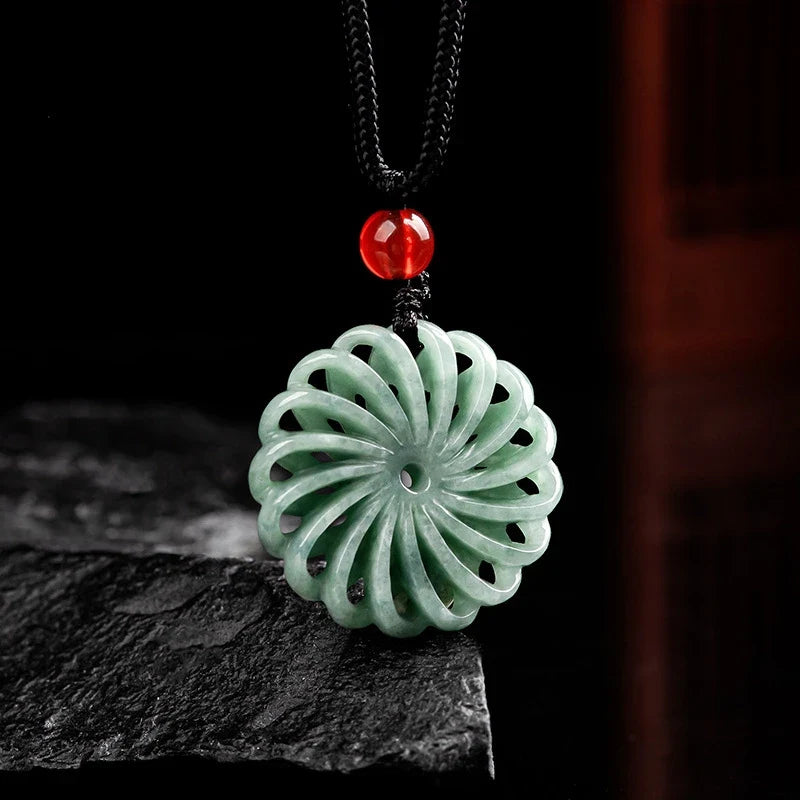Collar espiral de jade exquisito