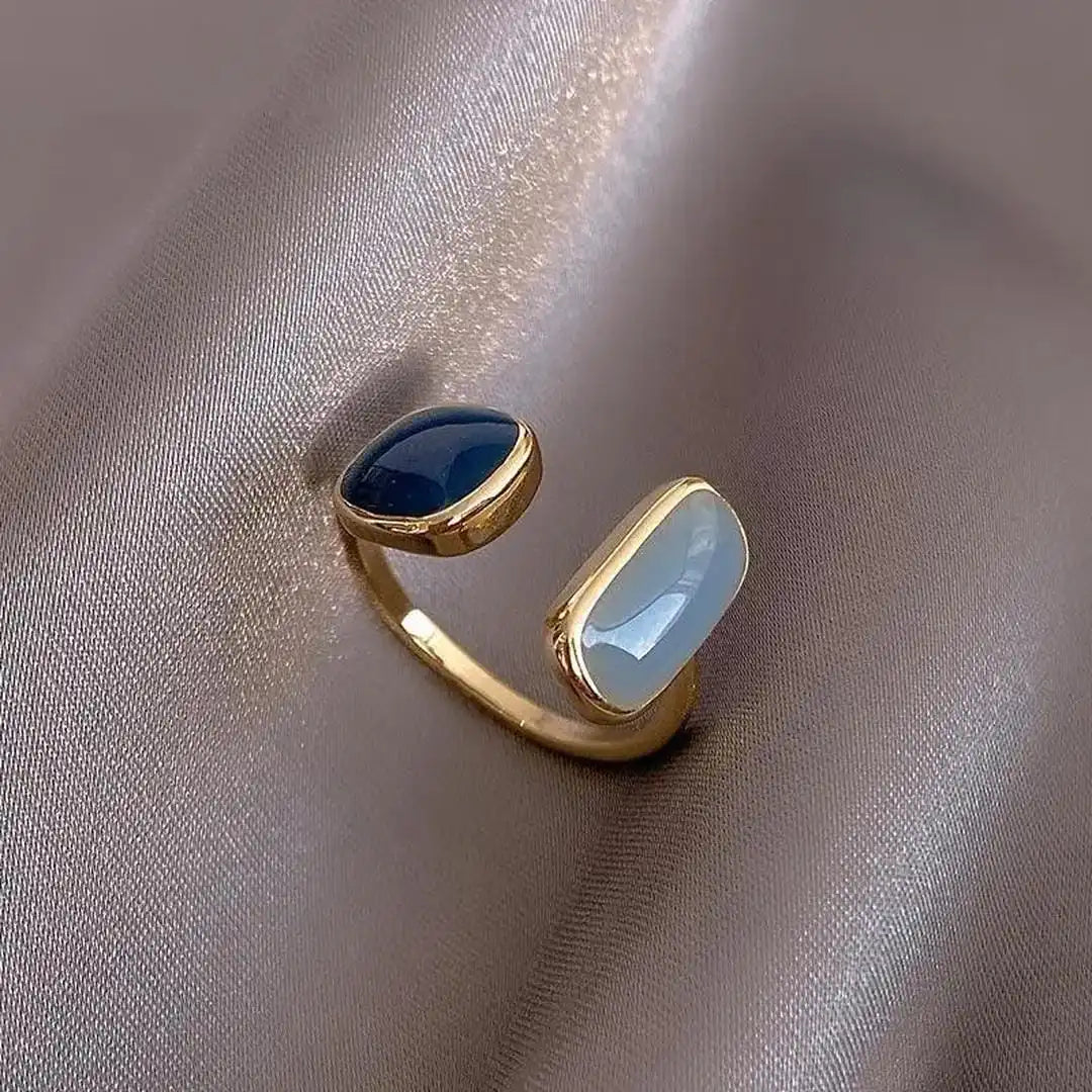 Anillo ajustable bohemio con piedra azul