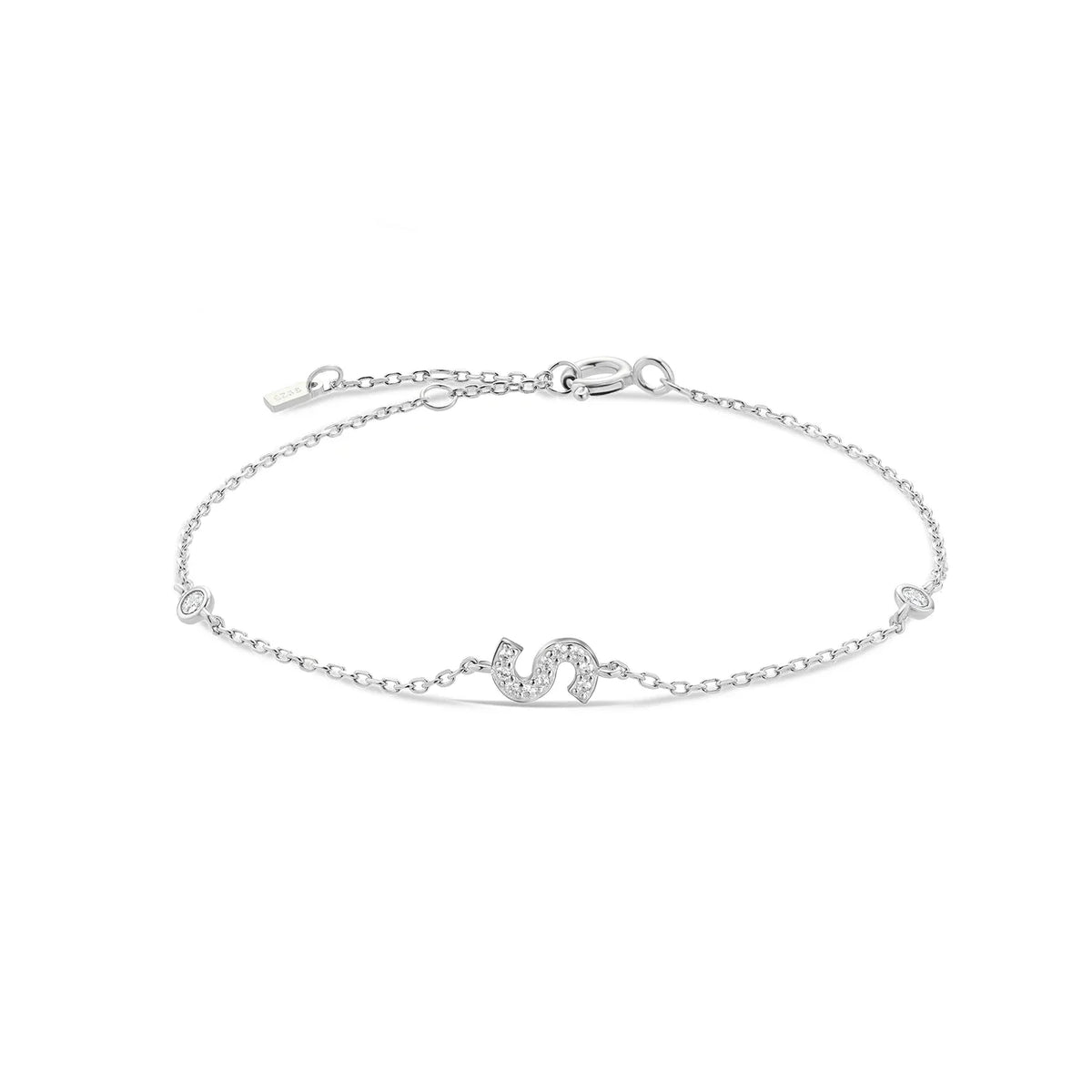 Pulsera inicial con aire de herencia – imagen 51