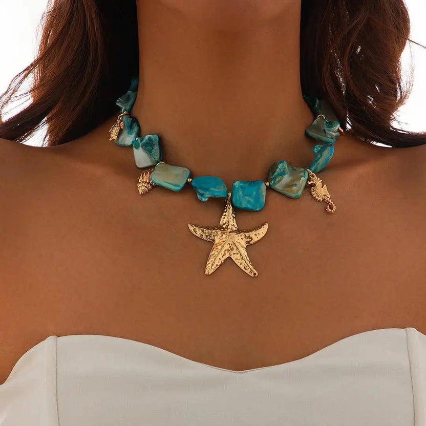 Collar boho con colgante de estrella de mar de piedra