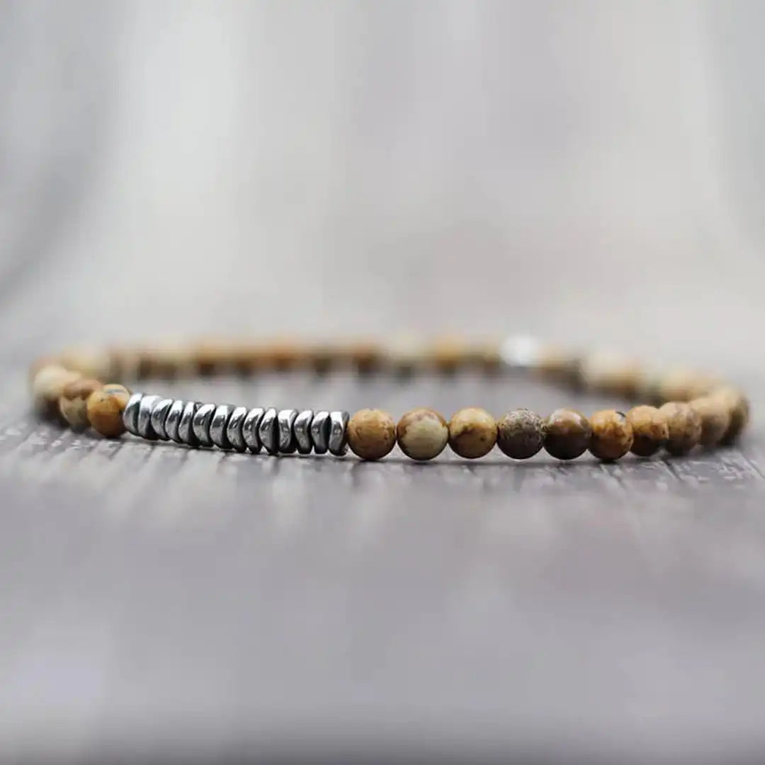Pulsera atemporal de roca volcánica – imagen 3