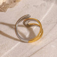 Anillo abierto dorado atemporal – imagen 3