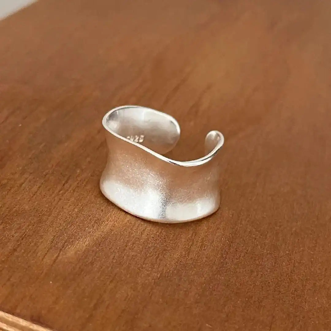 Anillo ancho plano ajustable vintage en oro y plata – imagen 4