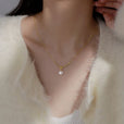 Collar con colgante redondo de perla imitación – imagen 3
