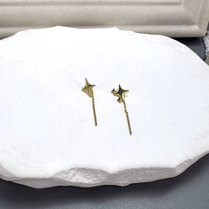 Pendientes de plata de ley con estrella dorada y cadena – imagen 3