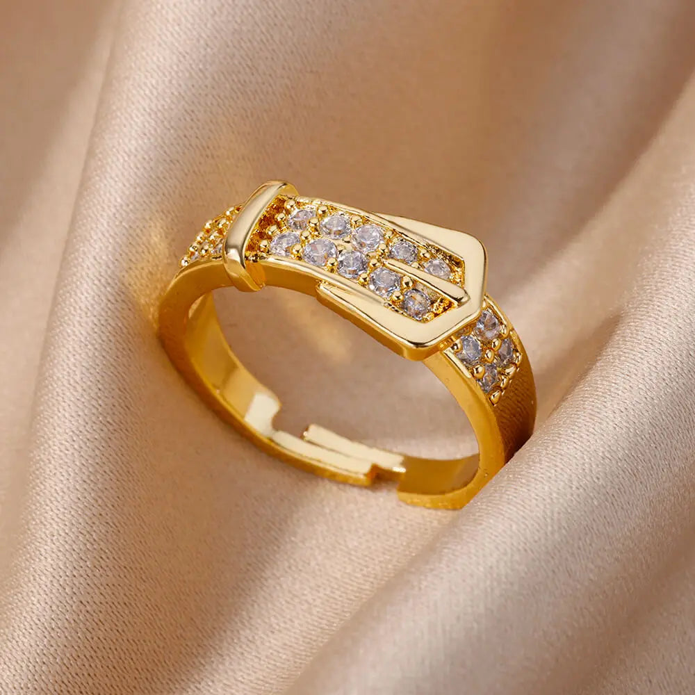 Anillo regio con hebilla de cristal