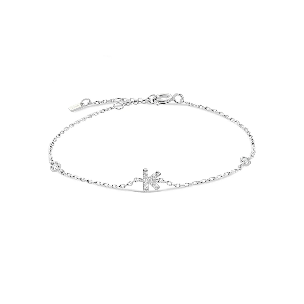 Pulsera inicial con aire de herencia – imagen 45