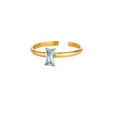 Anillo dorado delicado ajustable con gema de colores – imagen 5