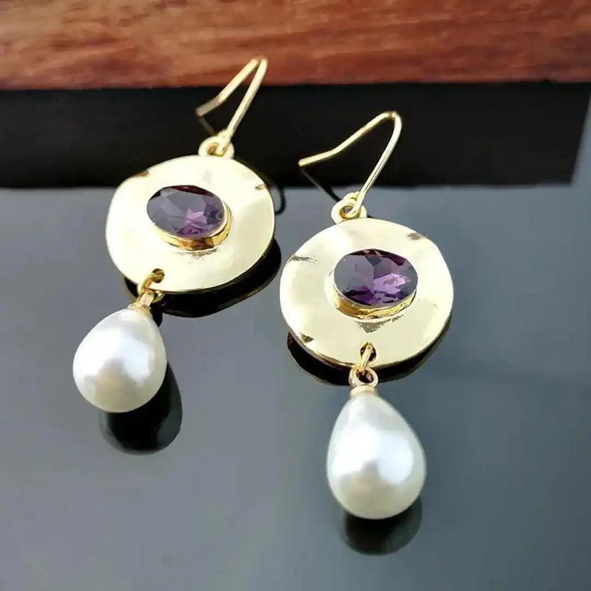 Pendientes de perla con circonita morada