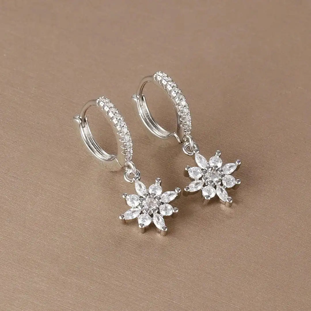 Pendientes colgantes clásicos de copo de nieve de cristal – imagen 3