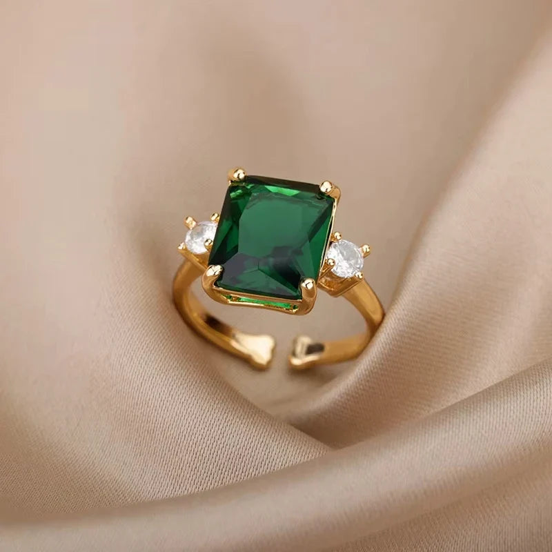 Anillo dorado Emerald Heirloom