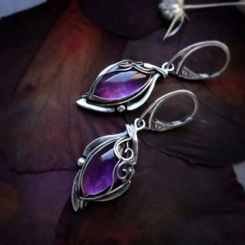 Pendientes clásicos de plata marquise con forma de vid