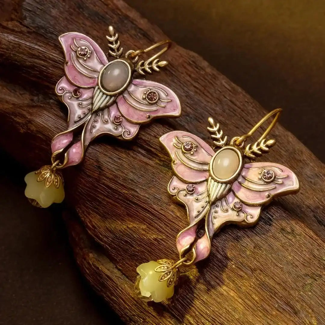 Pendientes largos clásicos de mariposa rosa