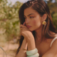 Pendientes circulares dorados elegantes – imagen 2