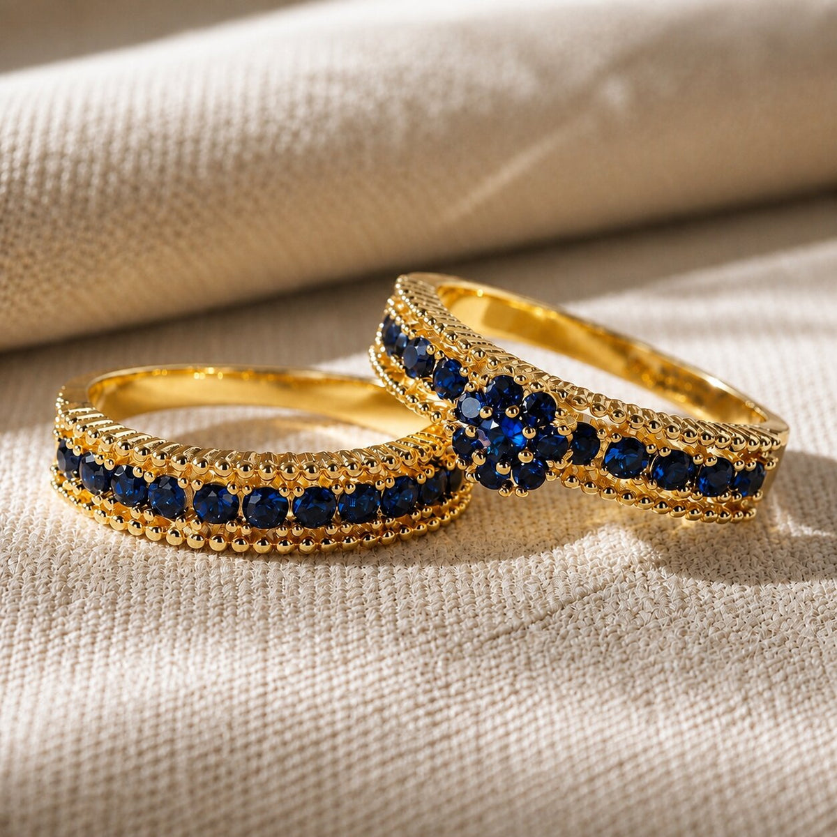 Conjunto de anillos apilables de oro con zafiro — Carmen, Lucía & Rocío