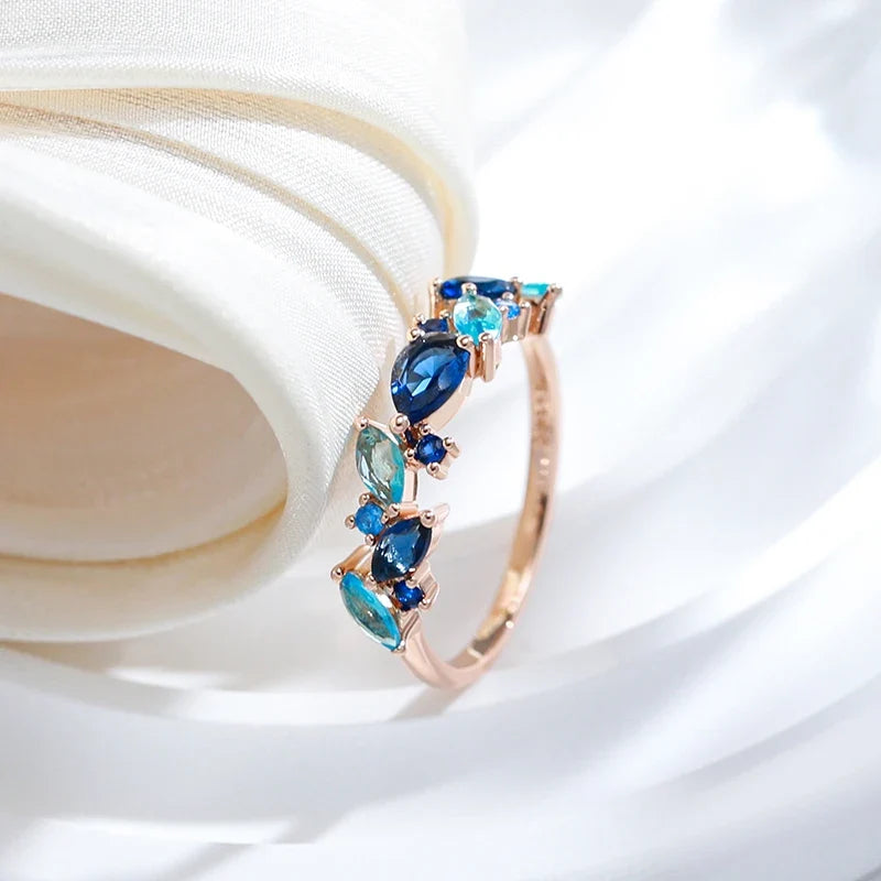 Anillo opulento de zafiro aqua