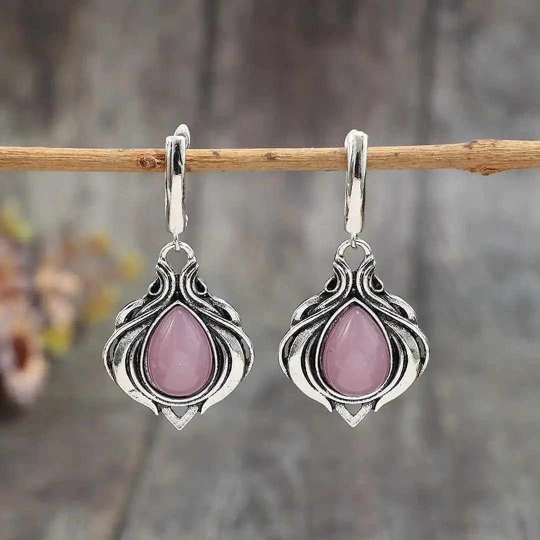 Pendientes vintage con piedras rosas – imagen 3