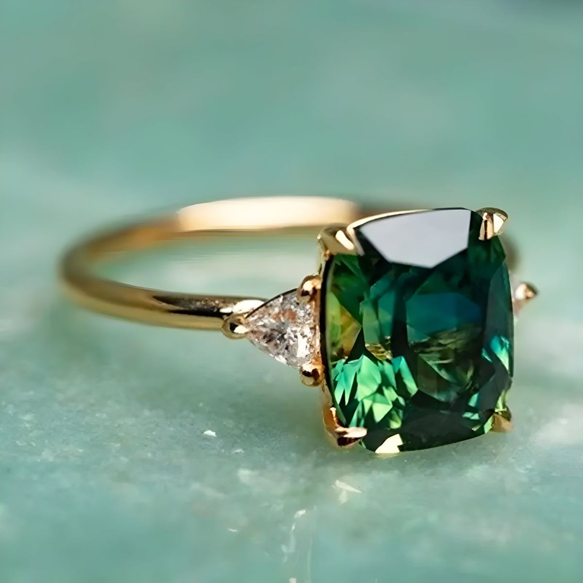 Anillo cuadrado de esmeralda elegante – imagen 2