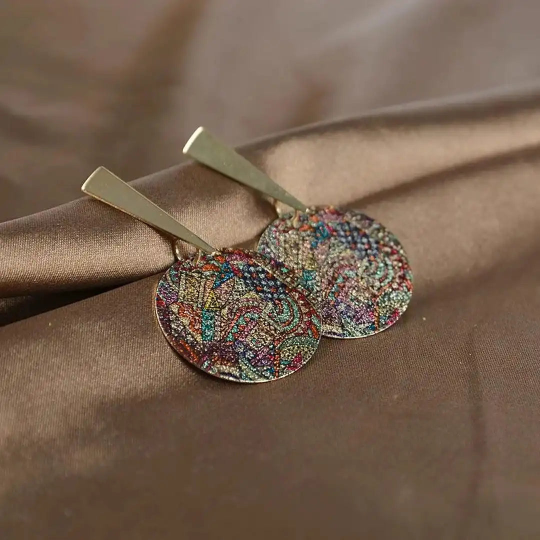 Pendientes bohemios pintados con strass – imagen 3