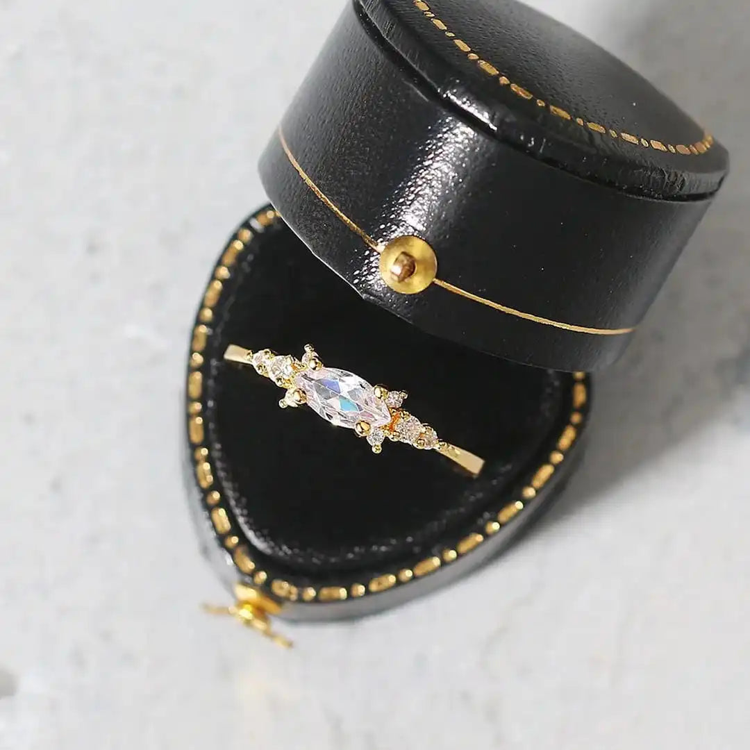 Set de anillos dorados Mila – imagen 4