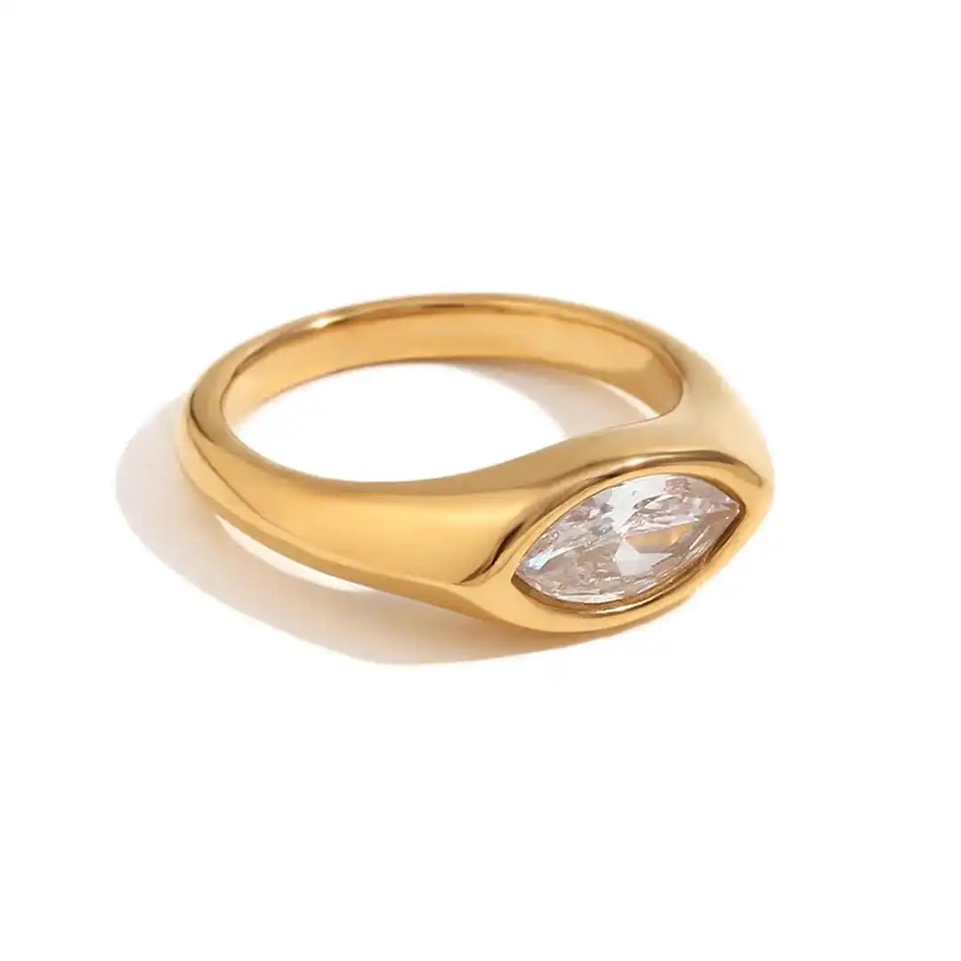Anillo de sello dorado con piedra preciosa en forma de marquesa – imagen 6