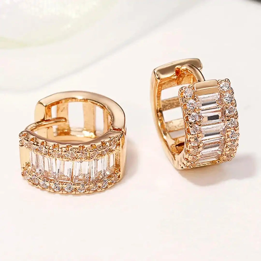 Pendientes mini aro con circonitas talla baguette – imagen 4
