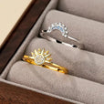 Set de anillos atemporales de plata con circonita sol y luna – imagen 3