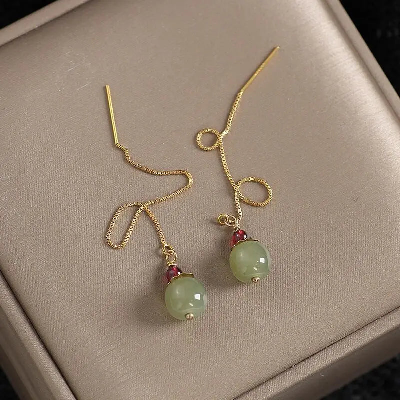 Pendientes de oro de gota con perla de jade