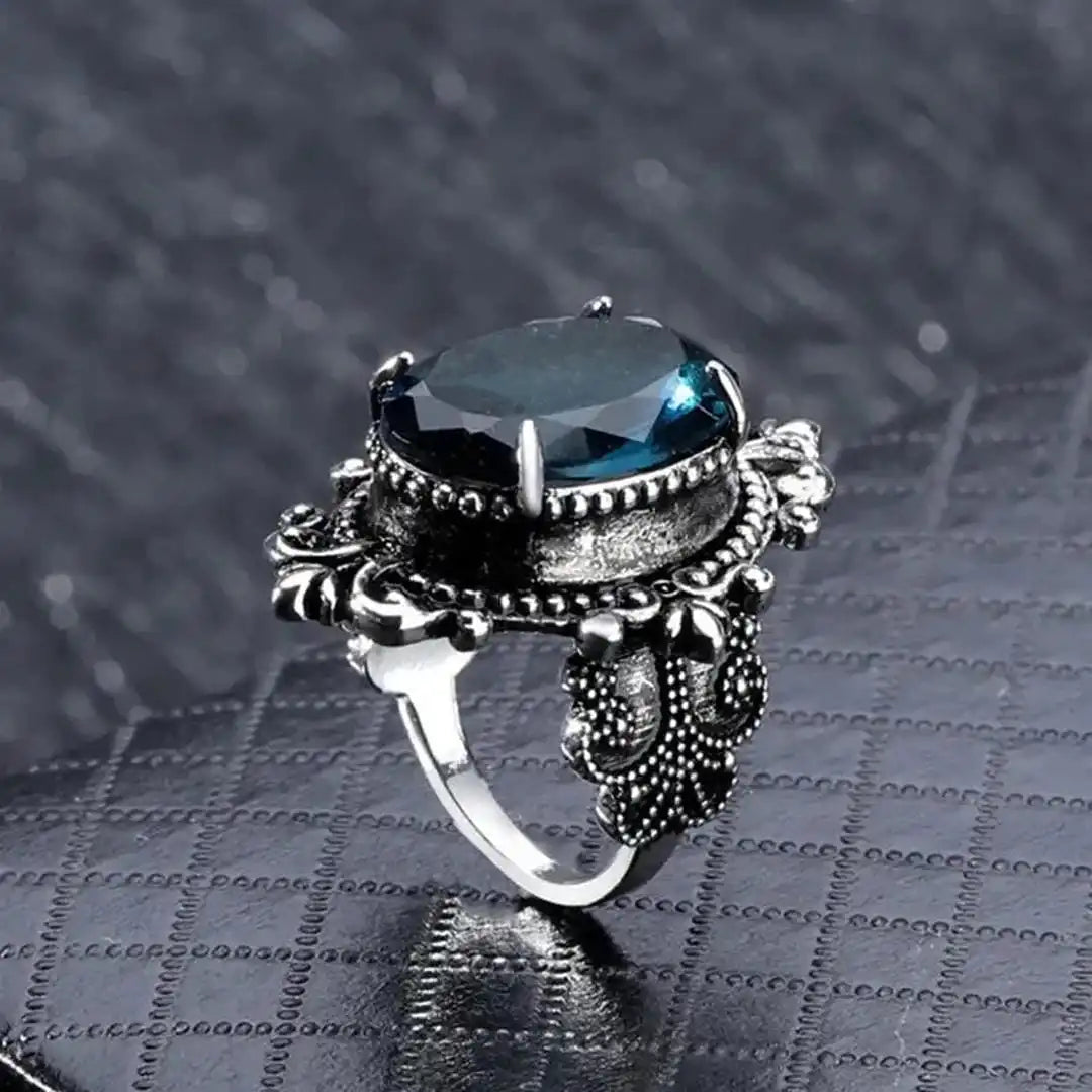Anillo vintage de plata con circonita azul ovalada – imagen 5