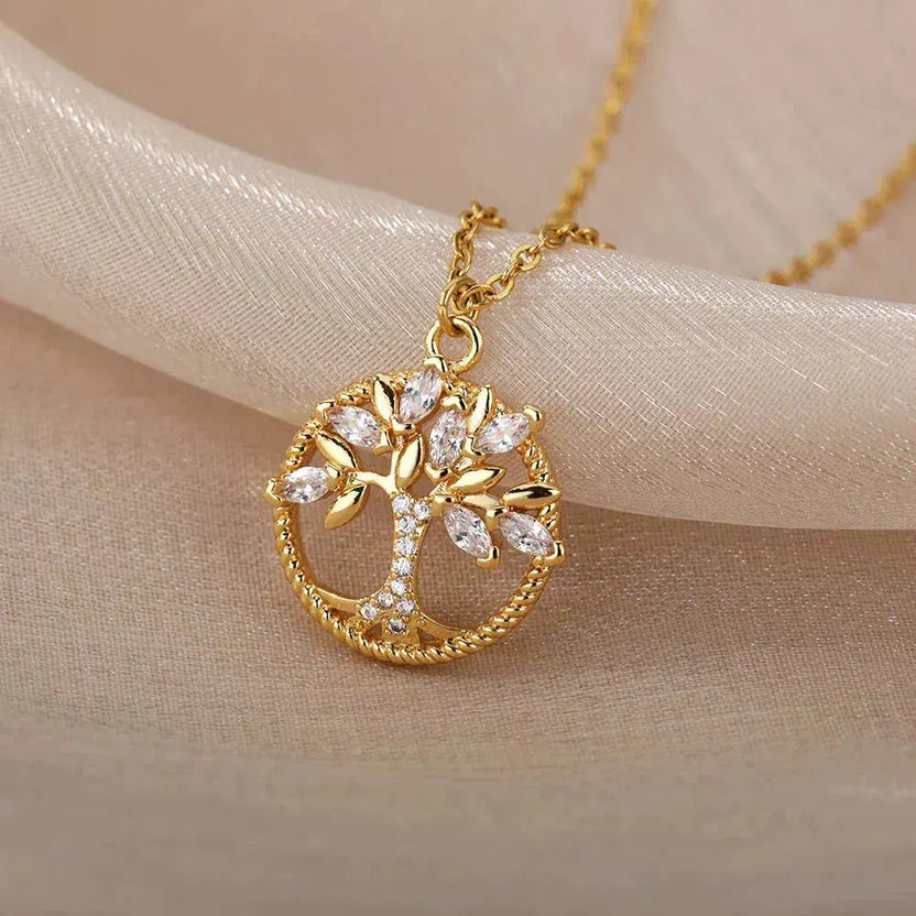 Collar dorado del Árbol de la Vida con circonita